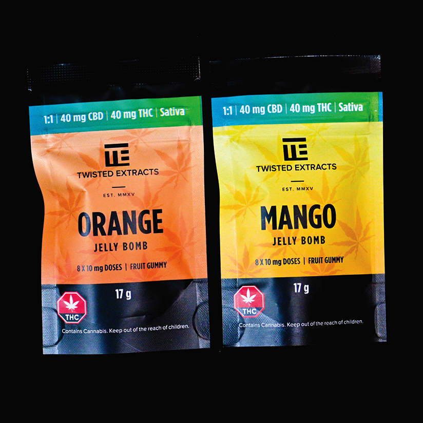 Twisted-Extracts-All-1-1-Sativa-in-packaging